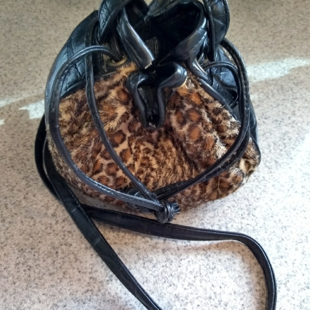 Purse - Picture 3 of 7
